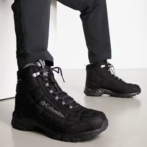 Columbia omni grip waterproof man's black boots - size US 11.5 (NWT) - Picture 1 of 5